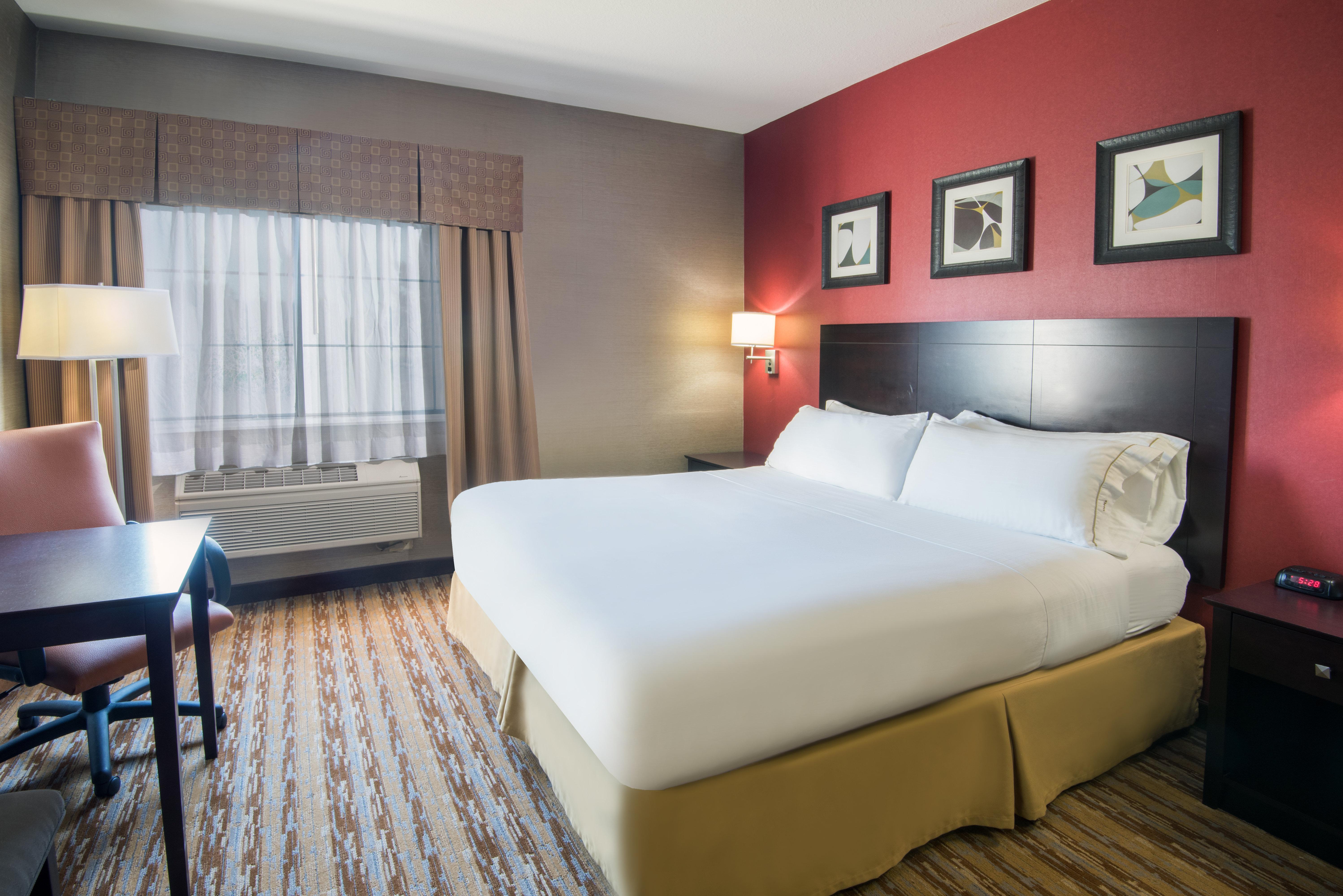 Hotel Express & By Ihg Wauseon