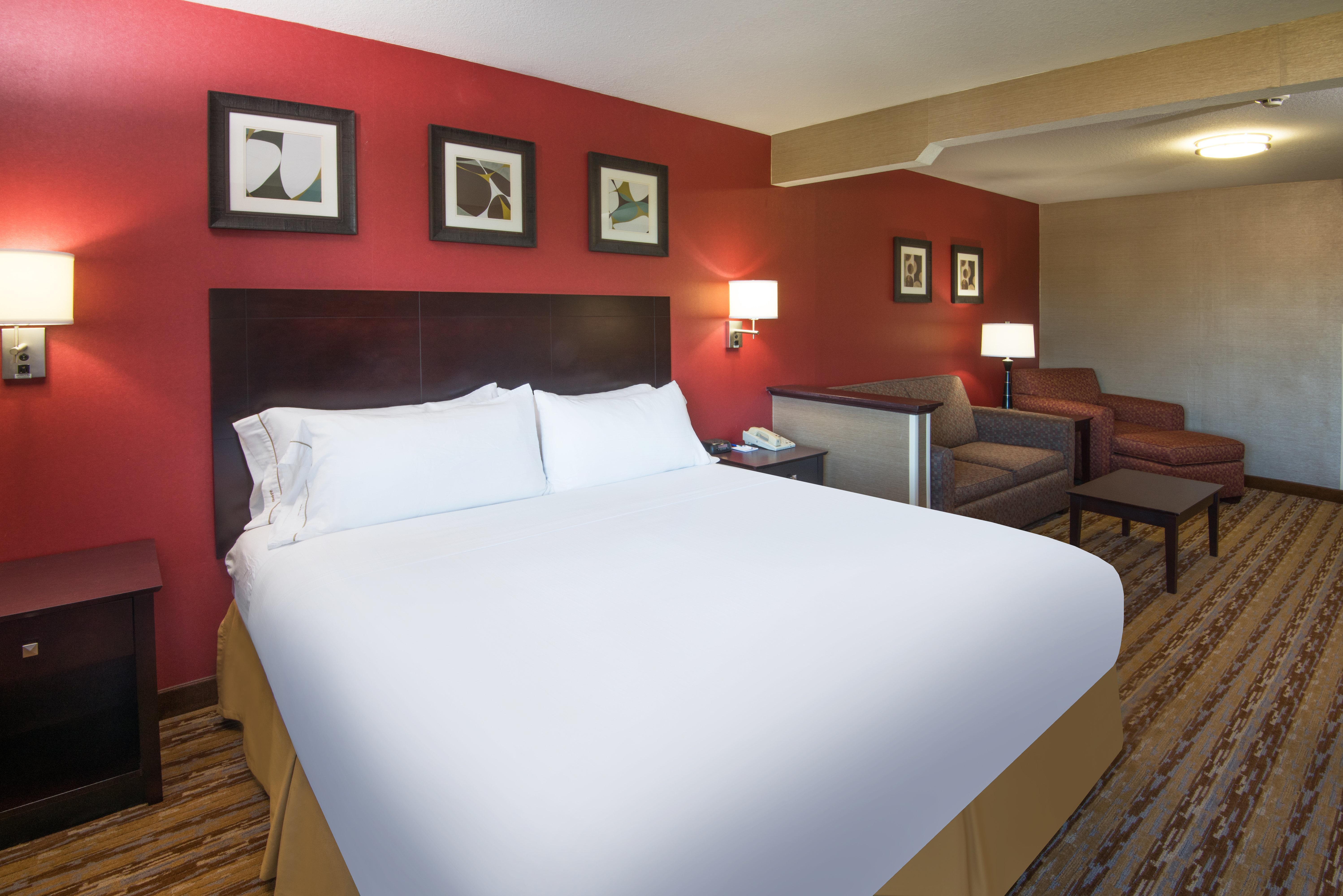 Express & By Ihg