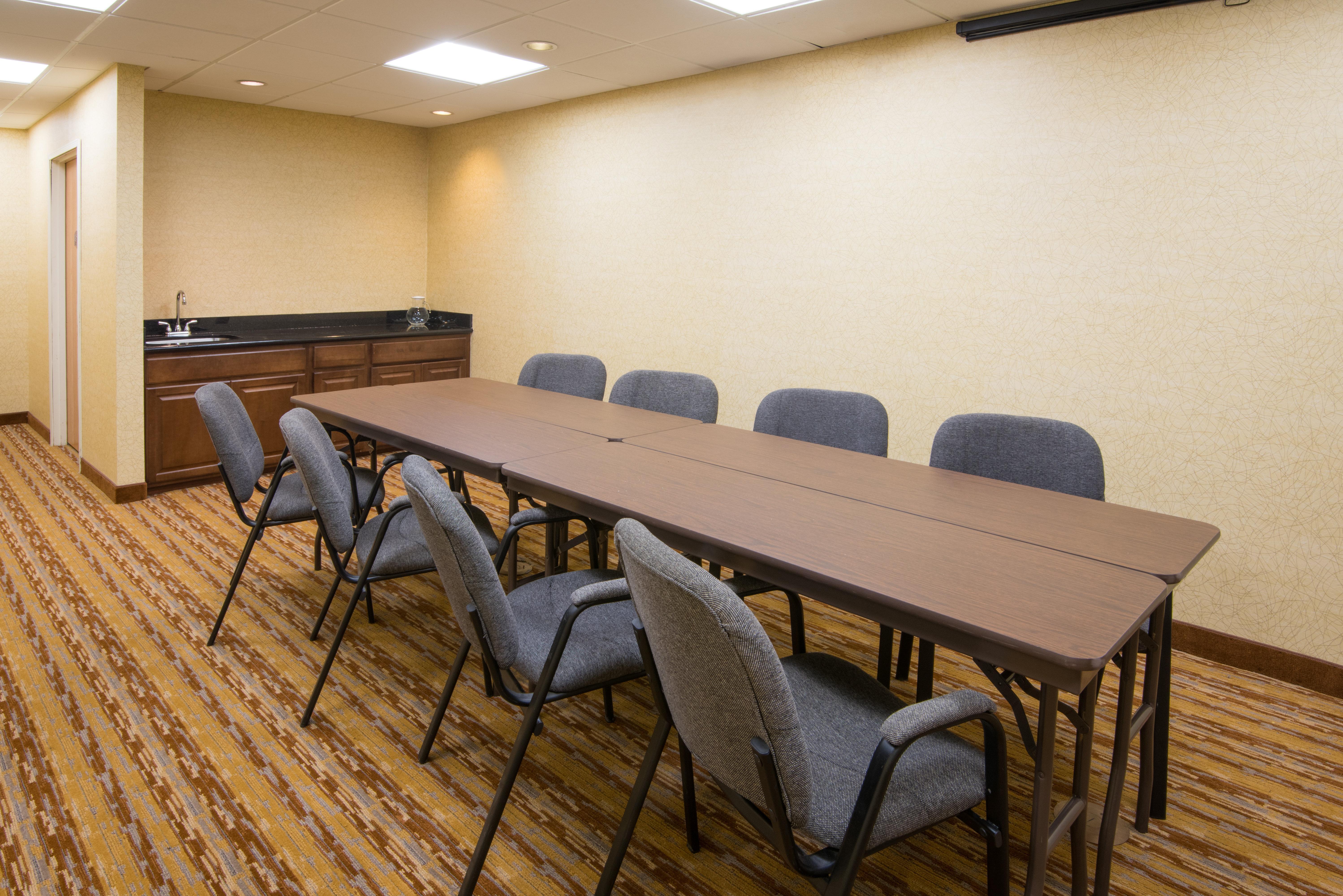 Hotel Express & By Ihg Wauseon
