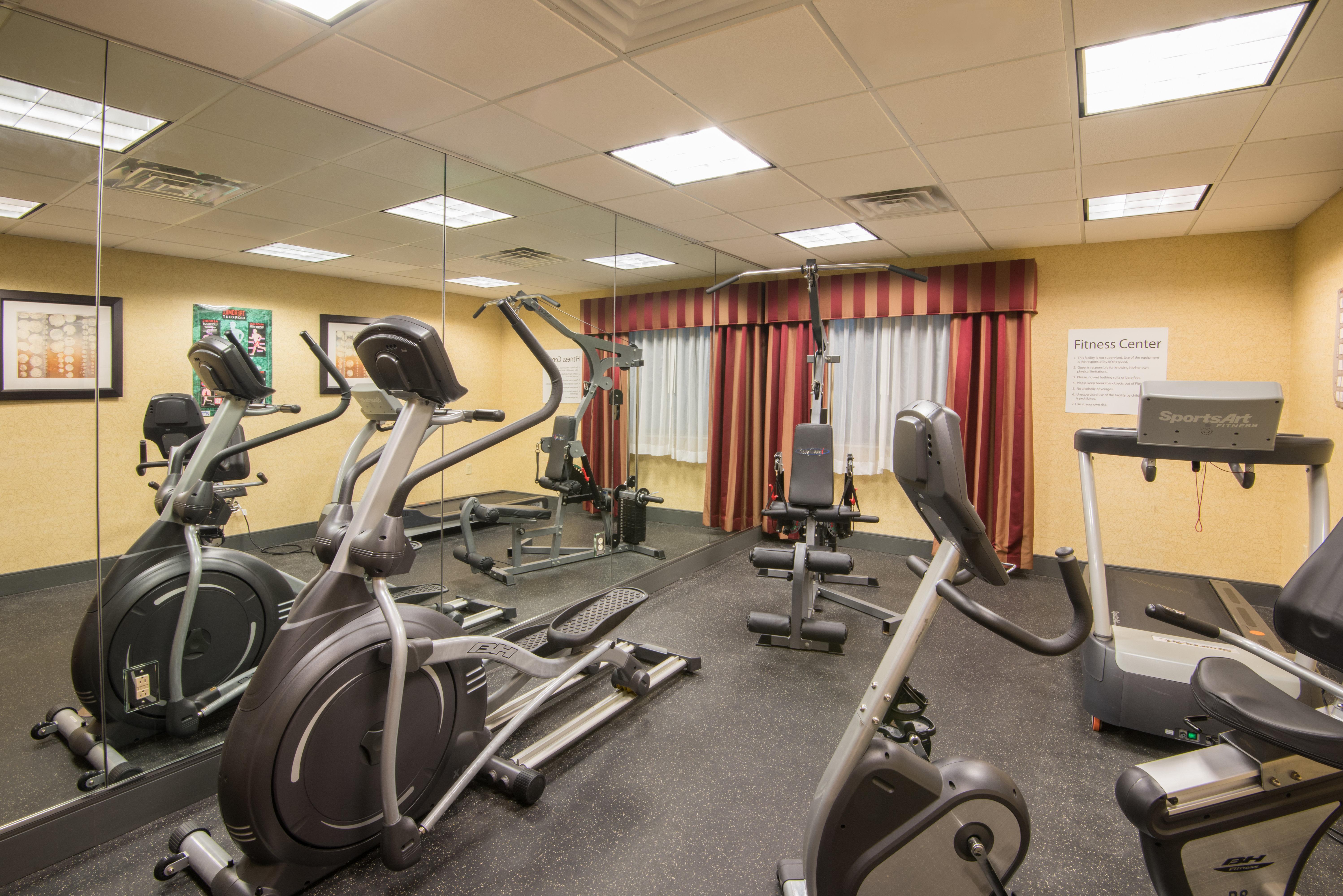 Express & By Ihg 2* Wauseon