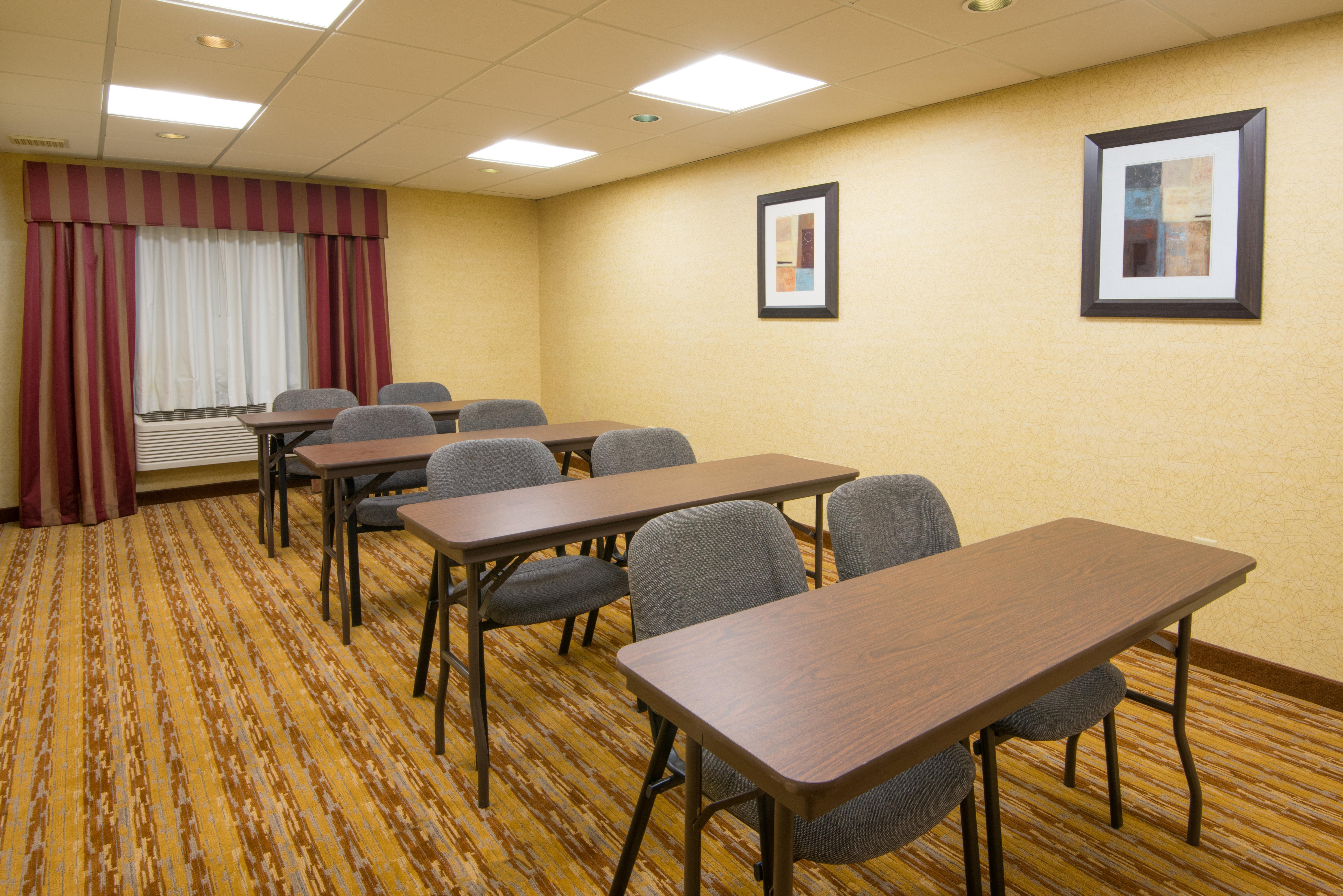 Express & By Ihg Wauseon