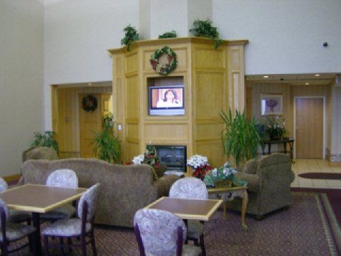 Express & By Ihg 2* Wauseon