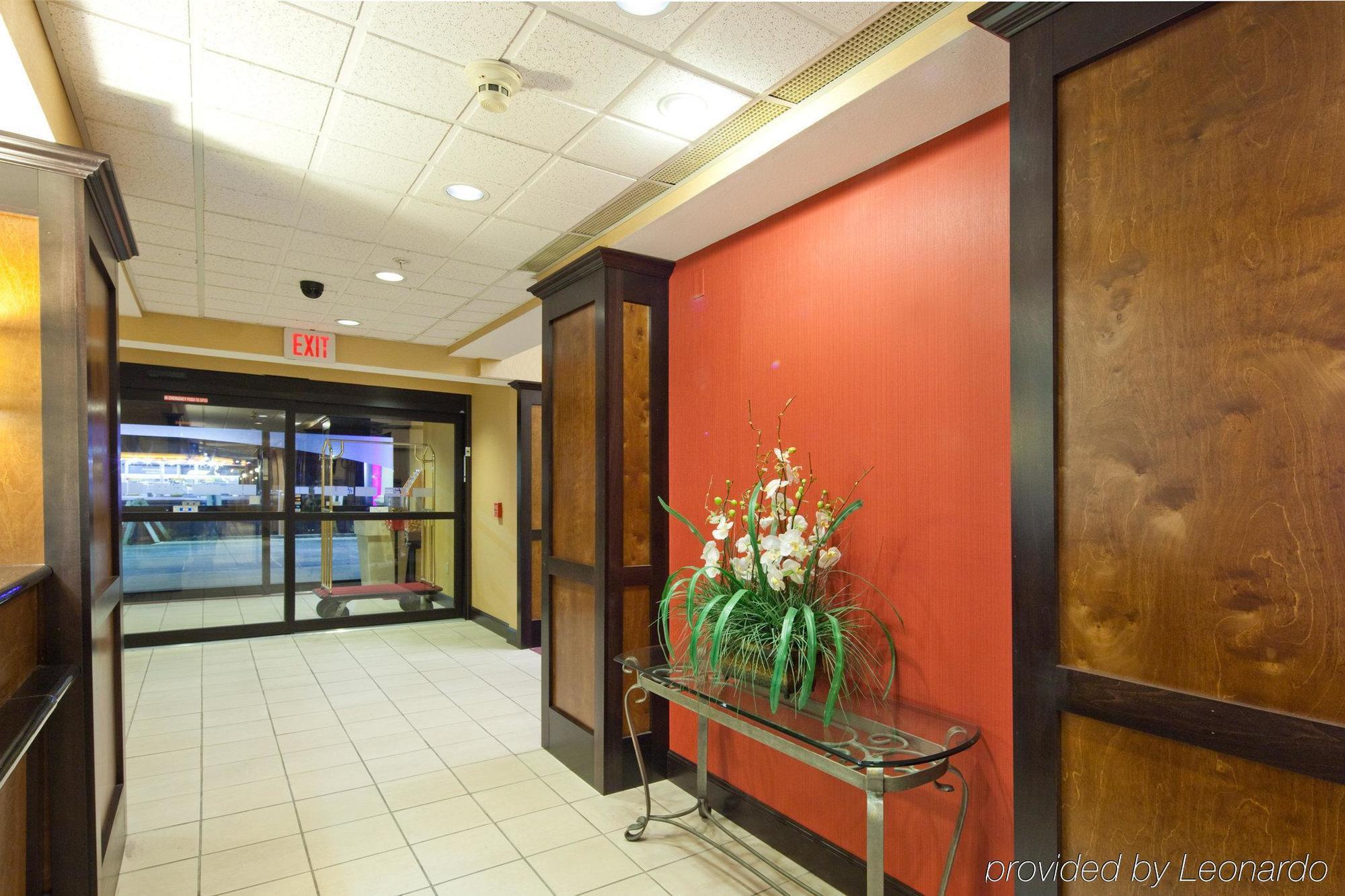 Express & By Ihg Hotel