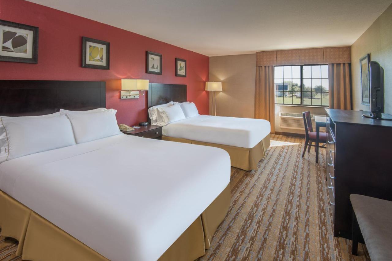Express & By Ihg Hotel Wauseon